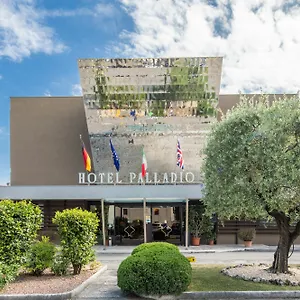 Bonotto Palladio 4*, Bassano del Grappa Italien